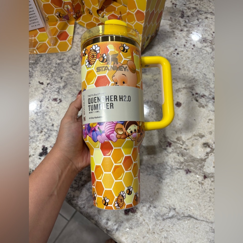 Stanley Winnie the Pooh Tumbler with Handle - Picture 3 of 3
